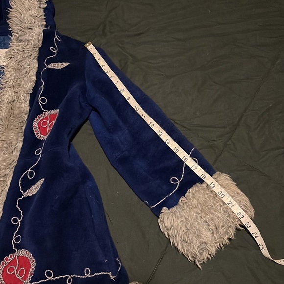 Vintage 70’s Junior Concept afghan coat - Picture 9 of 14